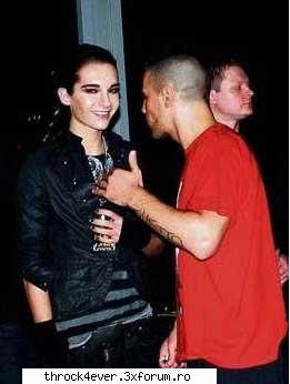 :uimit: bill kaulitz are un nou look mai feminin ca niciodata!