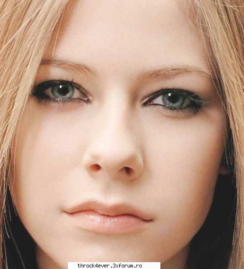 Poze - bia_th - •�•Avril Lavigne•�•