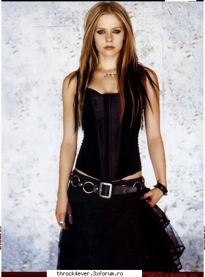 Poze - bia_th - •�•Avril Lavigne•�•