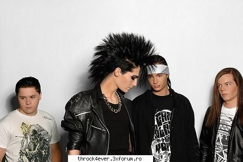 Tokio Hotel lanseaza videoclipul World Behind My Wall...... - bia_th - •�•ToKiO HoTeL•�•